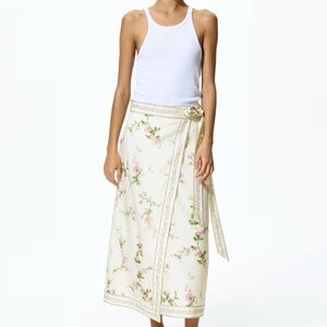 NWT H&M Lyocell-Blend White/Floral Printed Midi Wrap Skirt. Large